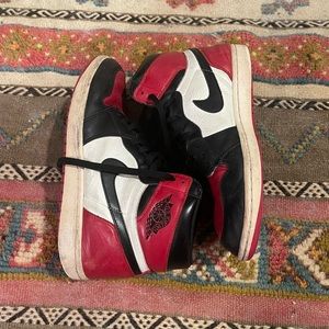 JORDAN 1 BRED TOE